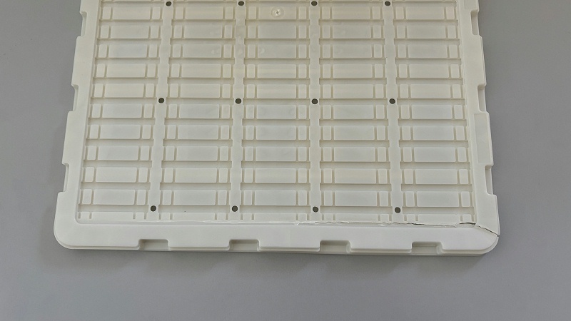 質(zhì)量有問題的抗靜電ABS材料做做出來的電子托盤